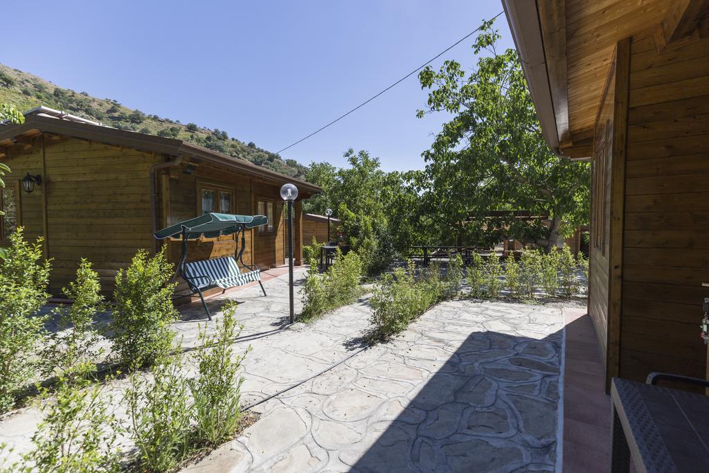 Profetina Village Motta Camastra Exterior foto