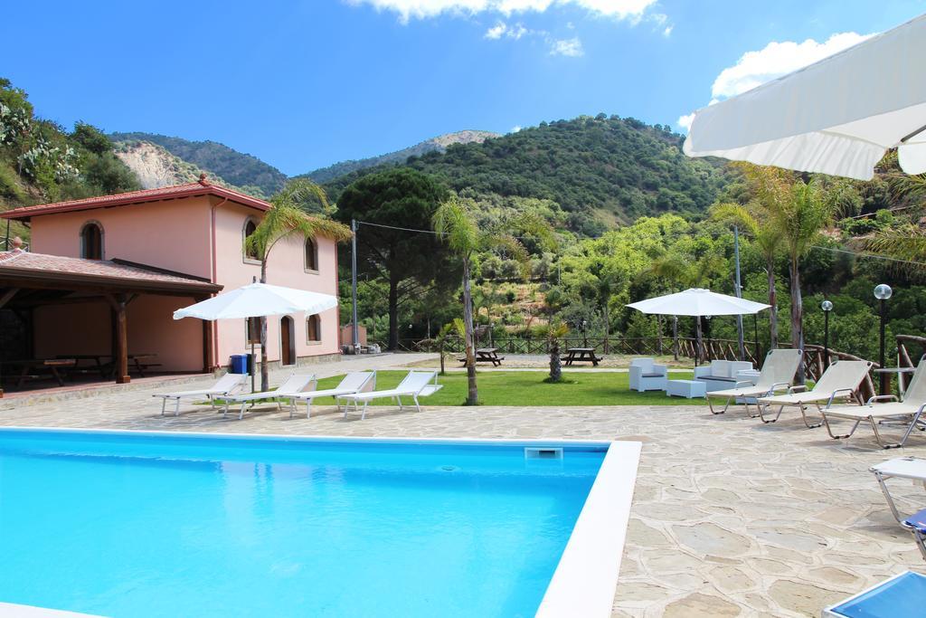 Profetina Village Motta Camastra Exterior foto